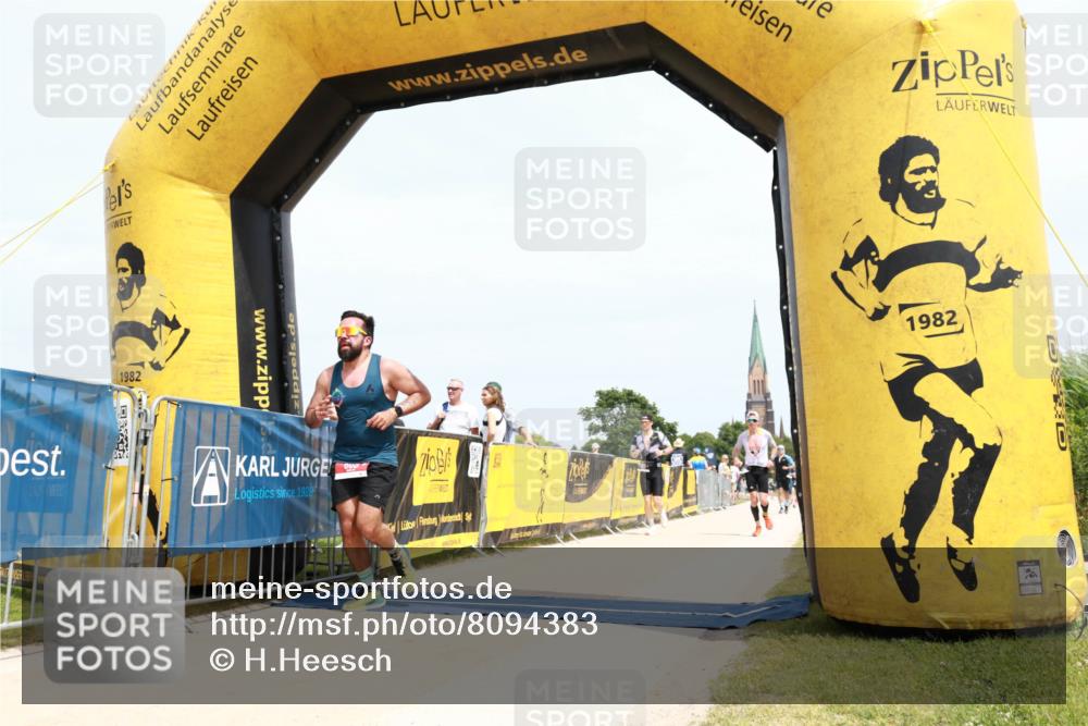 22.06.2025 - Viking Triathlon H.Heesch http://msf.ph/oto/8094383 22.06.2025 14:04:25 Laufen 269, 360, 381, 609 meine-sportfotos.de