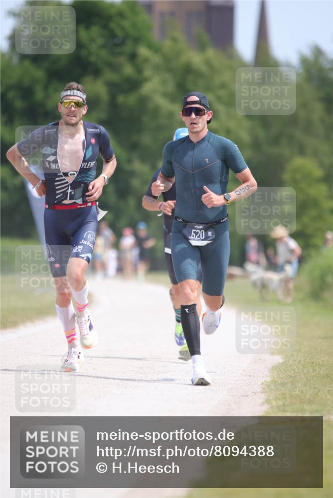 22.06.2025 - Viking Triathlon H.Heesch http://msf.ph/oto/8094388 22.06.2025 13:04:39 Laufen 434, 520, 557, 641 meine-sportfotos.de