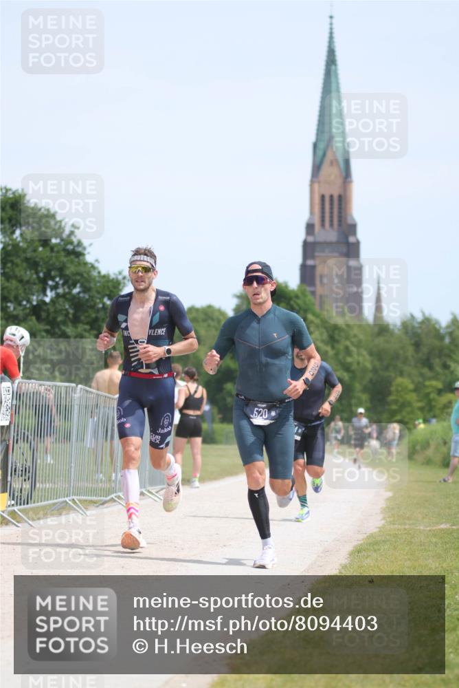 22.06.2025 - Viking Triathlon H.Heesch http://msf.ph/oto/8094403 22.06.2025 13:04:42 Laufen 434, 520, 557 meine-sportfotos.de