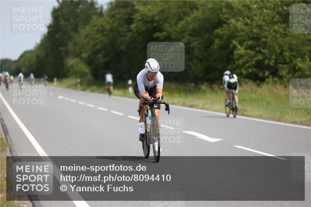 22.06.2025 - Viking Triathlon Yannick Fuchs http://msf.ph/oto/8094410 22.06.2025 11:56:56 Radfahren 30, 221, 416 meine-sportfotos.de