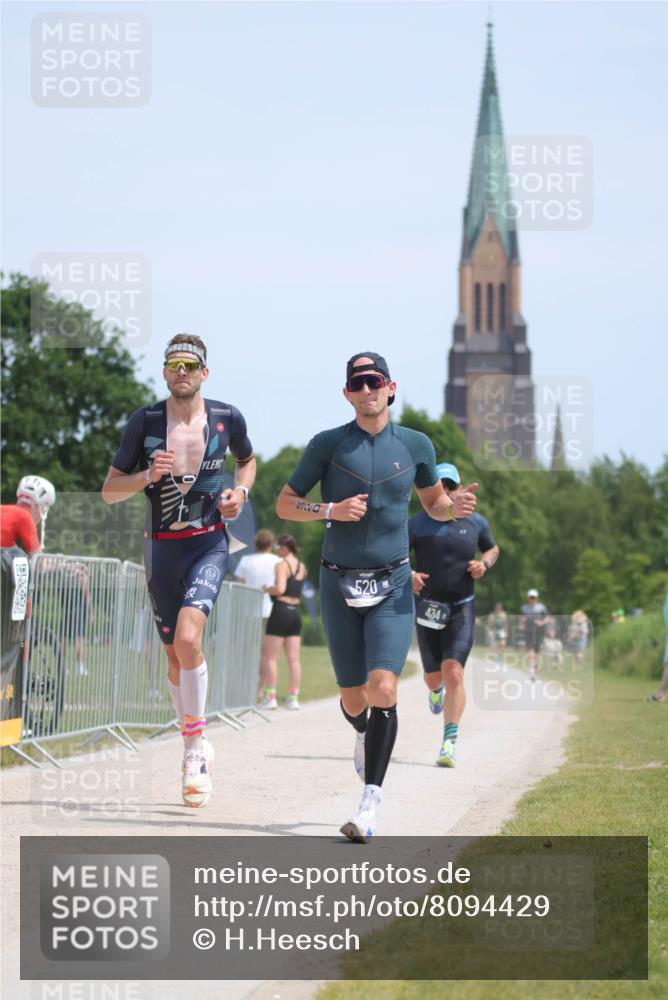22.06.2025 - Viking Triathlon H.Heesch http://msf.ph/oto/8094429 22.06.2025 13:04:42 Laufen 434, 520, 557 meine-sportfotos.de