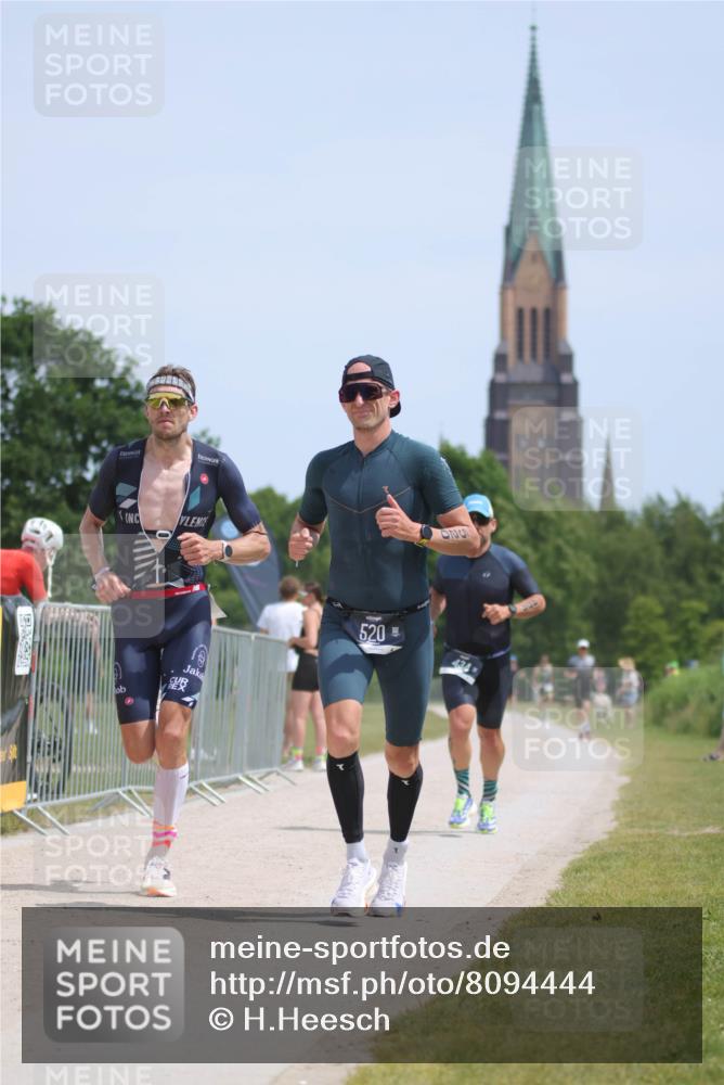 22.06.2025 - Viking Triathlon H.Heesch http://msf.ph/oto/8094444 22.06.2025 13:04:42 Laufen 434, 520, 557 meine-sportfotos.de