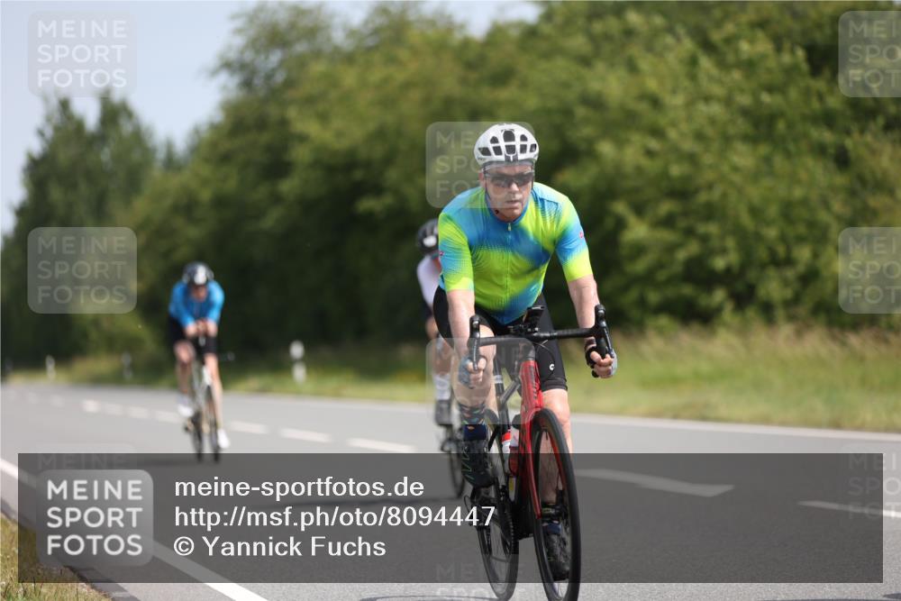 22.06.2025 - Viking Triathlon Yannick Fuchs http://msf.ph/oto/8094447 22.06.2025 11:19:52 Radfahren 17, 48, 62, 100, 116, 224, 226, 278, 350, 355, 402, 457, 520, 623, 640 meine-sportfotos.de