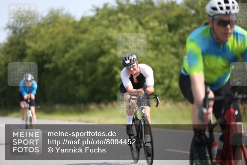 22.06.2025 - Viking Triathlon Yannick Fuchs http://msf.ph/oto/8094452 22.06.2025 11:19:52 Radfahren 17, 48, 62, 100, 116, 224, 226, 278, 350, 355, 402, 457, 520, 623, 640 meine-sportfotos.de