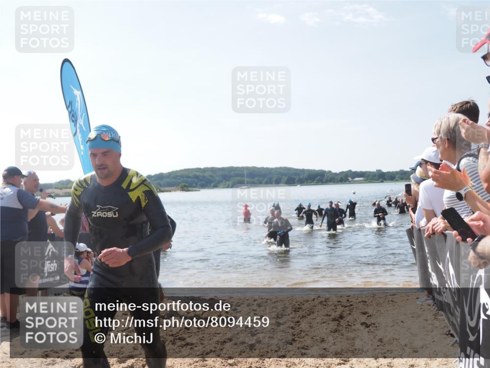 22.06.2025 - Viking Triathlon MichiJ http://msf.ph/oto/8094459 22.06.2025 10:40:19 Schwimmen 248, 254, 375, 379, 385, 394, 487, 511, 517, 553 meine-sportfotos.de