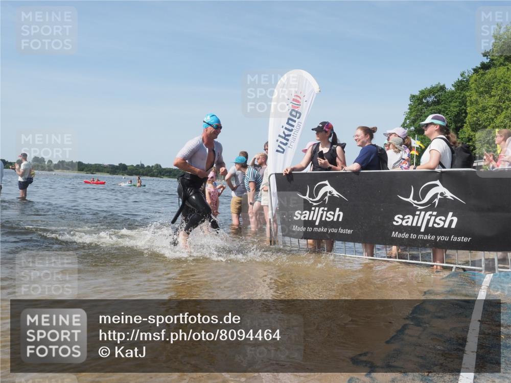 22.06.2025 - Viking Triathlon KatJ http://msf.ph/oto/8094464 22.06.2025 10:29:42 Schwimmen 6 meine-sportfotos.de