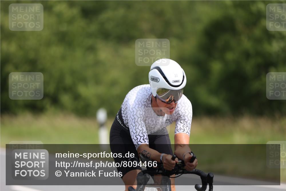 22.06.2025 - Viking Triathlon Yannick Fuchs http://msf.ph/oto/8094466 22.06.2025 11:56:58 Radfahren 30, 221, 416, 510 meine-sportfotos.de