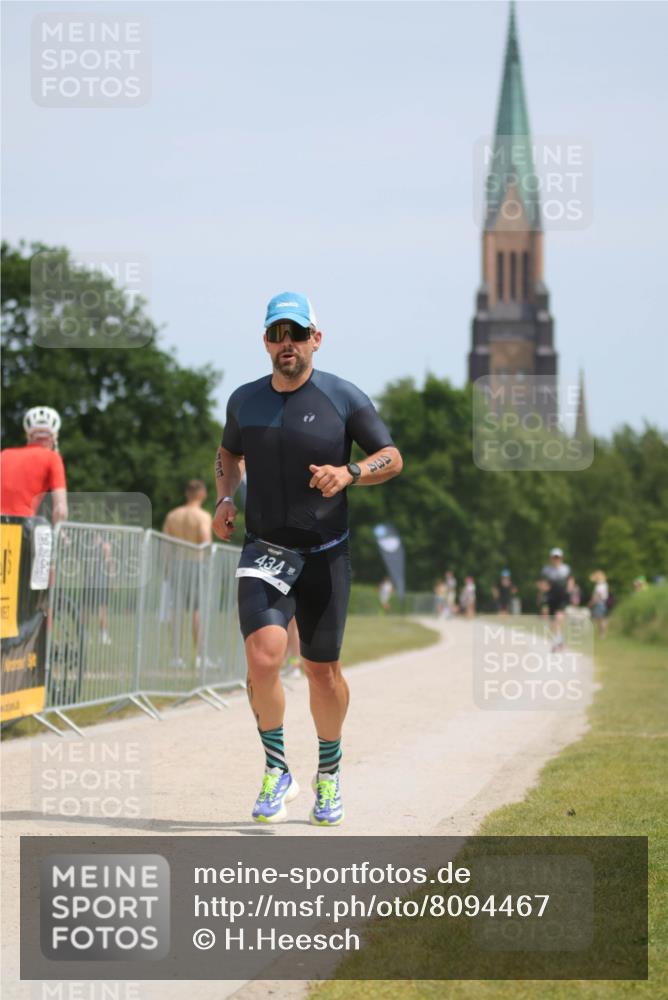22.06.2025 - Viking Triathlon H.Heesch http://msf.ph/oto/8094467 22.06.2025 13:04:45 Laufen 434, 520, 557 meine-sportfotos.de