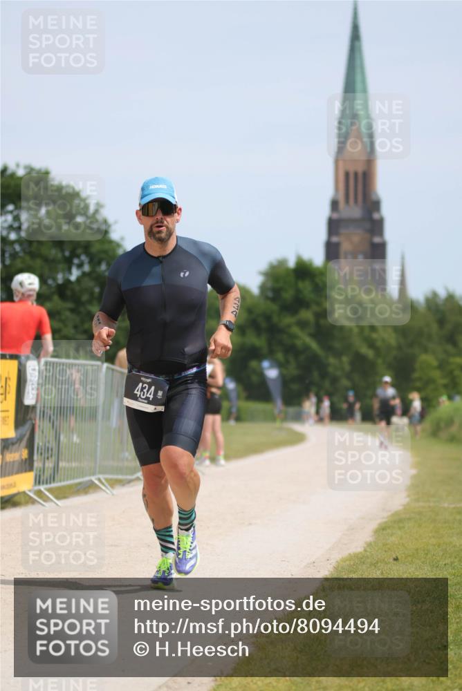 22.06.2025 - Viking Triathlon H.Heesch http://msf.ph/oto/8094494 22.06.2025 13:04:45 Laufen 434, 520, 557 meine-sportfotos.de