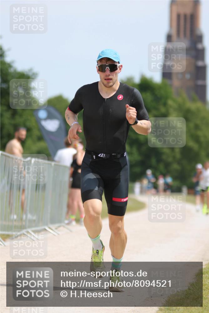 22.06.2025 - Viking Triathlon H.Heesch http://msf.ph/oto/8094521 22.06.2025 13:05:05 Laufen 87 meine-sportfotos.de