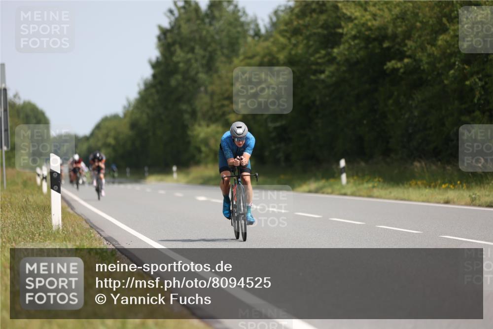 22.06.2025 - Viking Triathlon Yannick Fuchs http://msf.ph/oto/8094525 22.06.2025 11:19:55 Radfahren 17, 48, 100, 116, 224, 226, 273, 278, 350, 355, 402, 457, 623, 640 meine-sportfotos.de