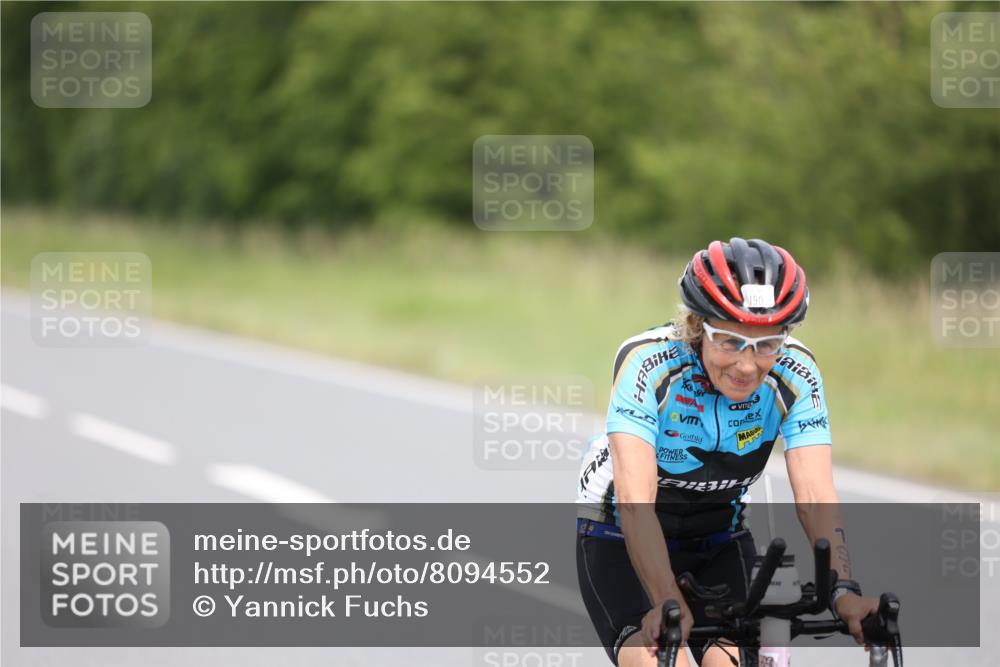 22.06.2025 - Viking Triathlon Yannick Fuchs http://msf.ph/oto/8094552 22.06.2025 13:47:20 Radfahren 190 meine-sportfotos.de