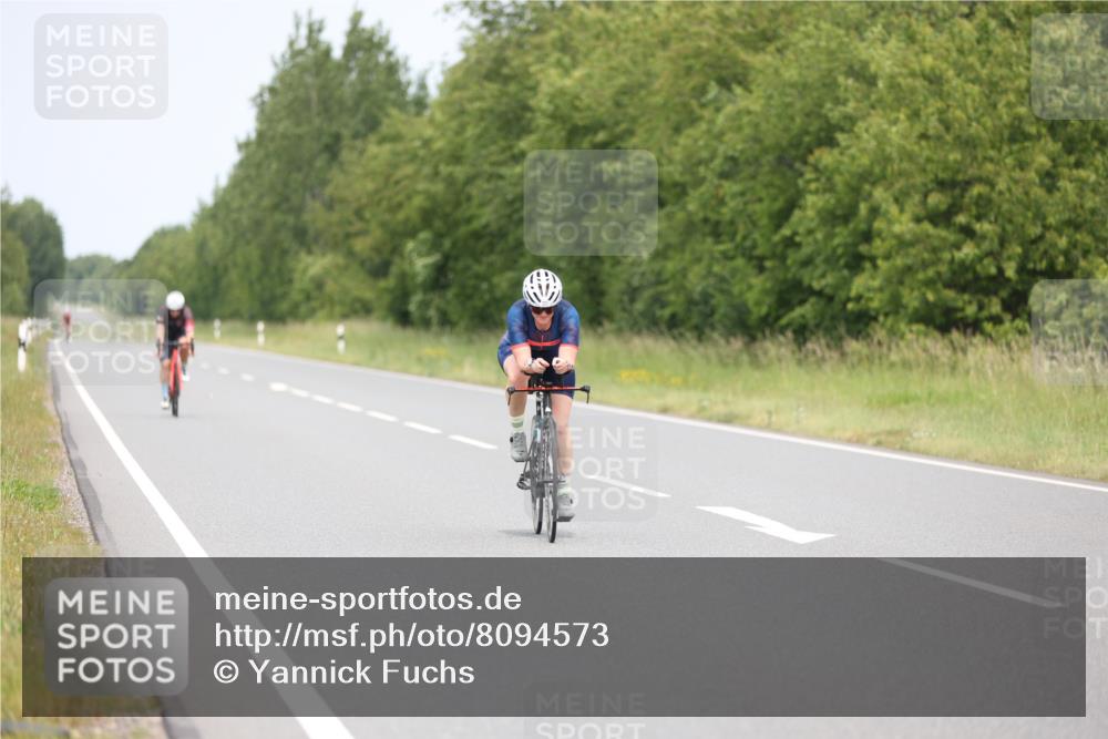22.06.2025 - Viking Triathlon Yannick Fuchs http://msf.ph/oto/8094573 22.06.2025 13:47:50 Radfahren 470, 476 meine-sportfotos.de