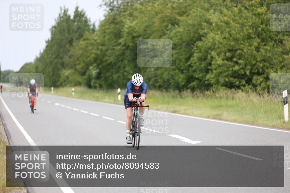 22.06.2025 - Viking Triathlon Yannick Fuchs http://msf.ph/oto/8094583 22.06.2025 13:47:50 Radfahren 470, 476 meine-sportfotos.de