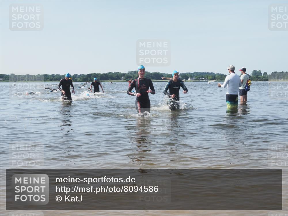22.06.2025 - Viking Triathlon KatJ http://msf.ph/oto/8094586 22.06.2025 10:29:59 Schwimmen 175, 203, 264, 299, 374, 473 meine-sportfotos.de