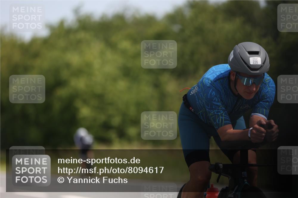 22.06.2025 - Viking Triathlon Yannick Fuchs http://msf.ph/oto/8094617 22.06.2025 11:19:58 Radfahren 48, 53, 116, 226, 273, 350, 355, 402, 640 meine-sportfotos.de