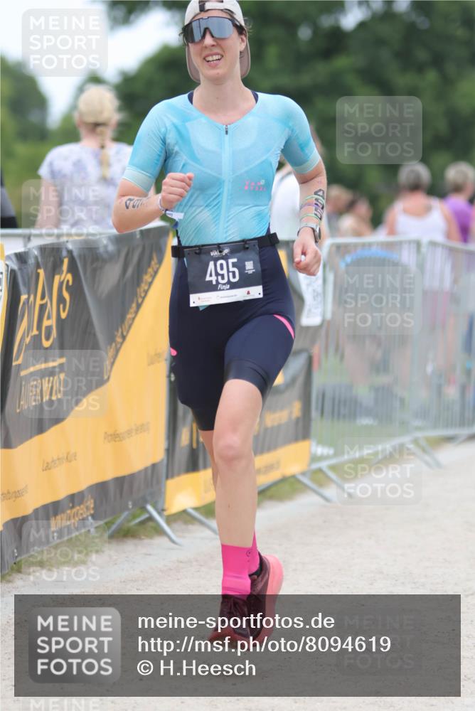22.06.2025 - Viking Triathlon H.Heesch http://msf.ph/oto/8094619 22.06.2025 15:24:02 Laufen 37, 185, 202, 495 meine-sportfotos.de