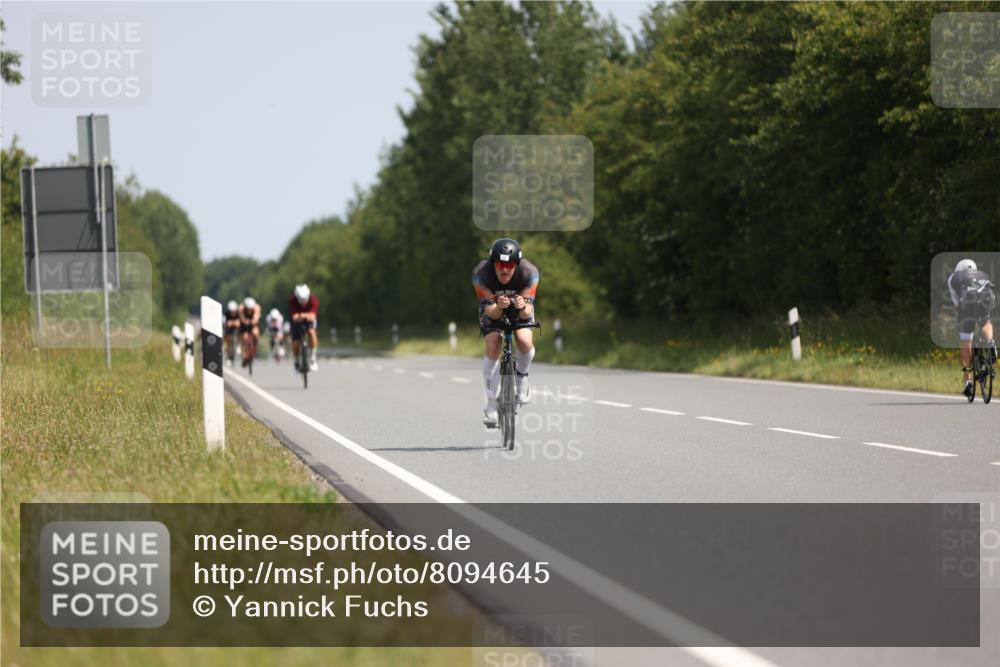 22.06.2025 - Viking Triathlon Yannick Fuchs http://msf.ph/oto/8094645 22.06.2025 11:19:59 Radfahren 48, 53, 116, 136, 226, 273, 355, 402, 640 meine-sportfotos.de
