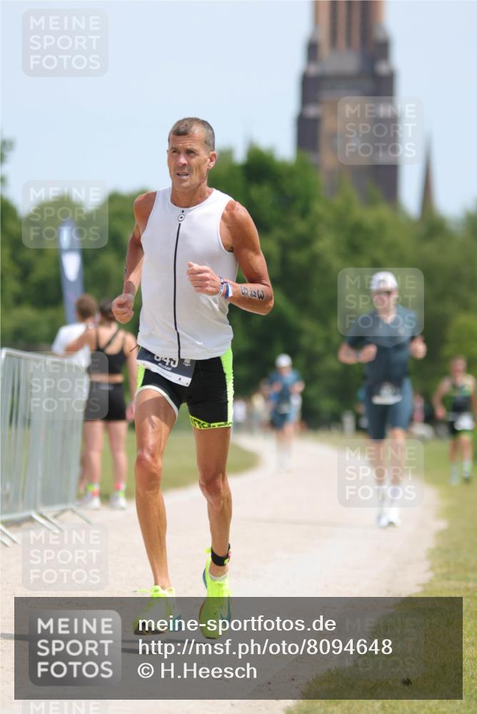 22.06.2025 - Viking Triathlon H.Heesch http://msf.ph/oto/8094648 22.06.2025 13:05:15 Laufen 349, 492 meine-sportfotos.de