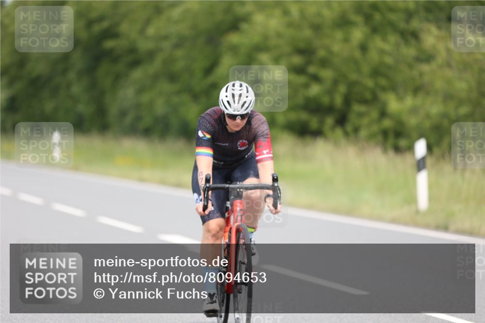 22.06.2025 - Viking Triathlon Yannick Fuchs http://msf.ph/oto/8094653 22.06.2025 13:47:56 Radfahren 470, 476 meine-sportfotos.de
