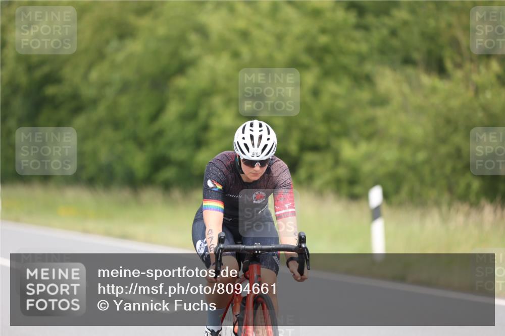 22.06.2025 - Viking Triathlon Yannick Fuchs http://msf.ph/oto/8094661 22.06.2025 13:47:56 Radfahren 470, 476 meine-sportfotos.de