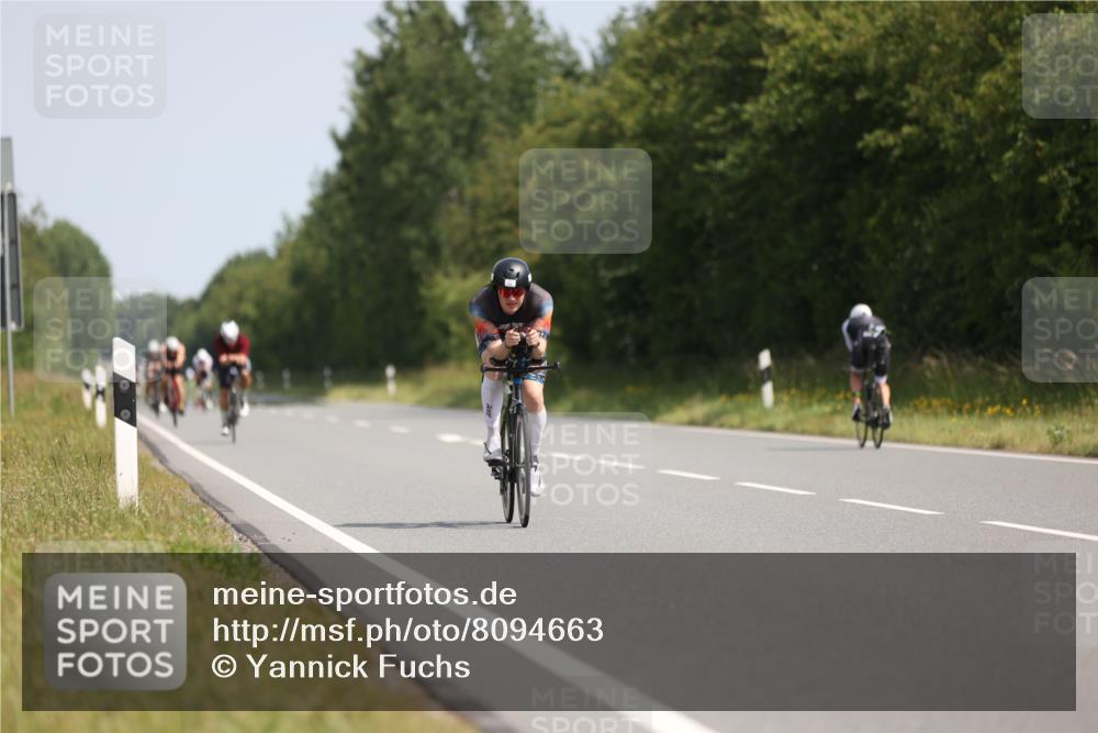 22.06.2025 - Viking Triathlon Yannick Fuchs http://msf.ph/oto/8094663 22.06.2025 11:19:59 Radfahren 48, 53, 116, 136, 226, 273, 355, 402, 640 meine-sportfotos.de