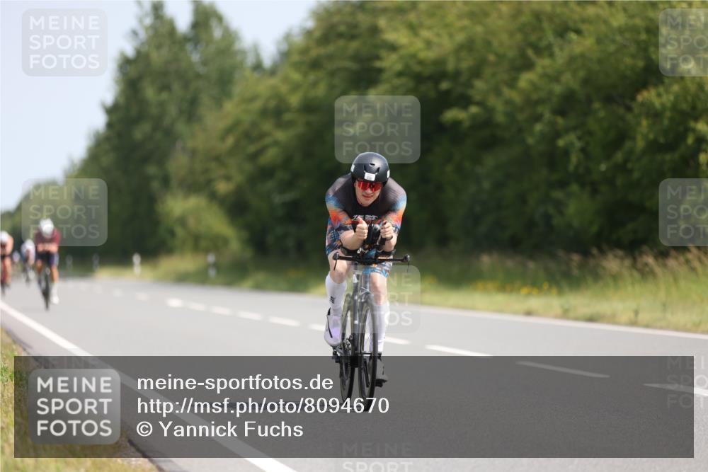 22.06.2025 - Viking Triathlon Yannick Fuchs http://msf.ph/oto/8094670 22.06.2025 11:20:00 Radfahren 48, 53, 136, 226, 273, 355, 399, 402, 640 meine-sportfotos.de