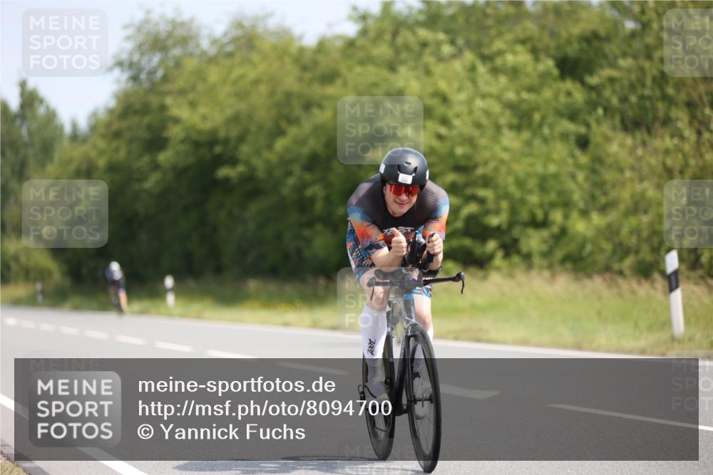 22.06.2025 - Viking Triathlon Yannick Fuchs http://msf.ph/oto/8094700 22.06.2025 11:20:01 Radfahren 48, 53, 136, 226, 273, 355, 399, 402, 416, 640 meine-sportfotos.de