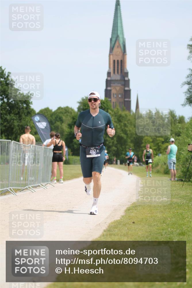 22.06.2025 - Viking Triathlon H.Heesch http://msf.ph/oto/8094703 22.06.2025 13:05:19 Laufen 349, 492 meine-sportfotos.de