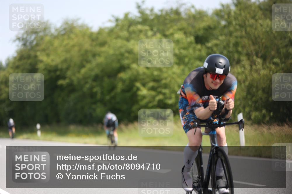 22.06.2025 - Viking Triathlon Yannick Fuchs http://msf.ph/oto/8094710 22.06.2025 11:20:02 Radfahren 48, 53, 136, 273, 355, 399, 402, 416, 461, 640 meine-sportfotos.de