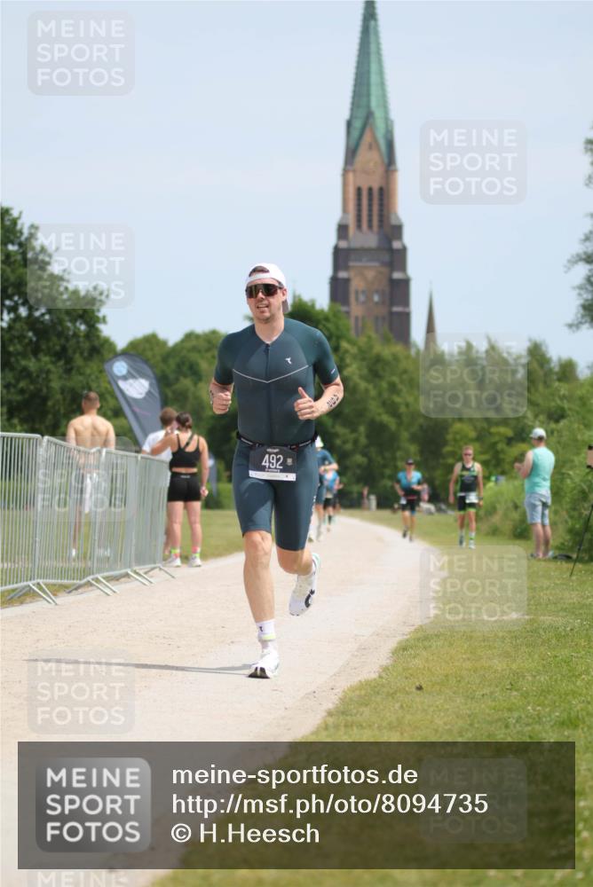 22.06.2025 - Viking Triathlon H.Heesch http://msf.ph/oto/8094735 22.06.2025 13:05:20 Laufen 349, 492 meine-sportfotos.de