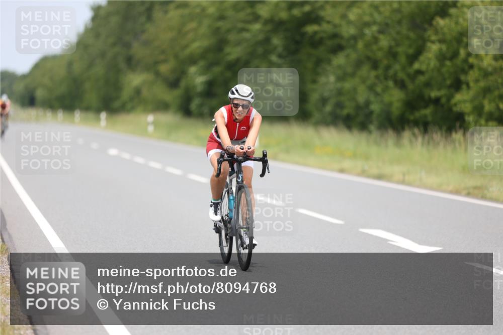 22.06.2025 - Viking Triathlon Yannick Fuchs http://msf.ph/oto/8094768 22.06.2025 13:49:50 Radfahren 484 meine-sportfotos.de