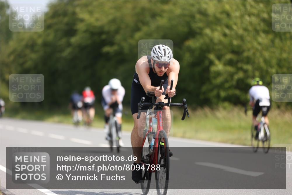 22.06.2025 - Viking Triathlon Yannick Fuchs http://msf.ph/oto/8094788 22.06.2025 11:20:09 Radfahren 38, 53, 136, 158, 399, 416, 461 meine-sportfotos.de