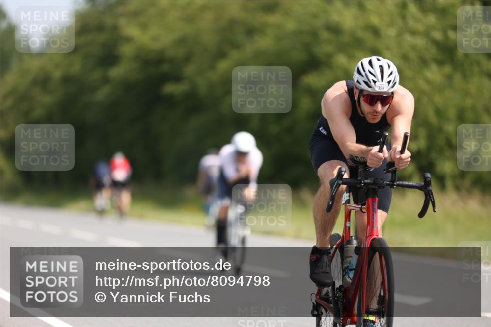22.06.2025 - Viking Triathlon Yannick Fuchs http://msf.ph/oto/8094798 22.06.2025 11:20:09 Radfahren 38, 53, 136, 158, 399, 416, 461 meine-sportfotos.de