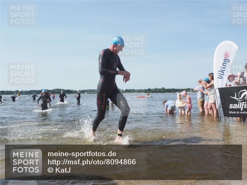 22.06.2025 - Viking Triathlon KatJ http://msf.ph/oto/8094866 22.06.2025 10:30:07 Schwimmen 132, 175, 203, 264, 374, 491, 626 meine-sportfotos.de