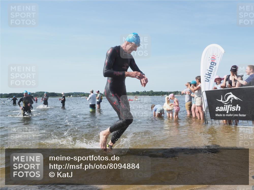 22.06.2025 - Viking Triathlon KatJ http://msf.ph/oto/8094884 22.06.2025 10:30:08 Schwimmen 132, 175, 203, 264, 374, 381, 491, 626 meine-sportfotos.de