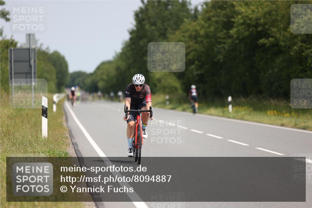 22.06.2025 - Viking Triathlon Yannick Fuchs http://msf.ph/oto/8094887 22.06.2025 11:57:13 Radfahren 282, 348, 476, 557 meine-sportfotos.de
