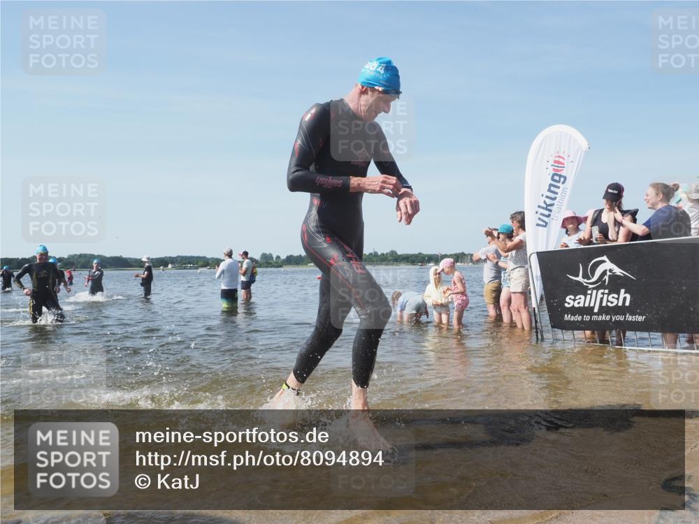 22.06.2025 - Viking Triathlon KatJ http://msf.ph/oto/8094894 22.06.2025 10:30:08 Schwimmen 132, 175, 203, 264, 374, 381, 491, 626 meine-sportfotos.de