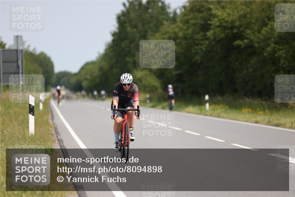 22.06.2025 - Viking Triathlon Yannick Fuchs http://msf.ph/oto/8094898 22.06.2025 11:57:13 Radfahren 282, 348, 476, 557 meine-sportfotos.de