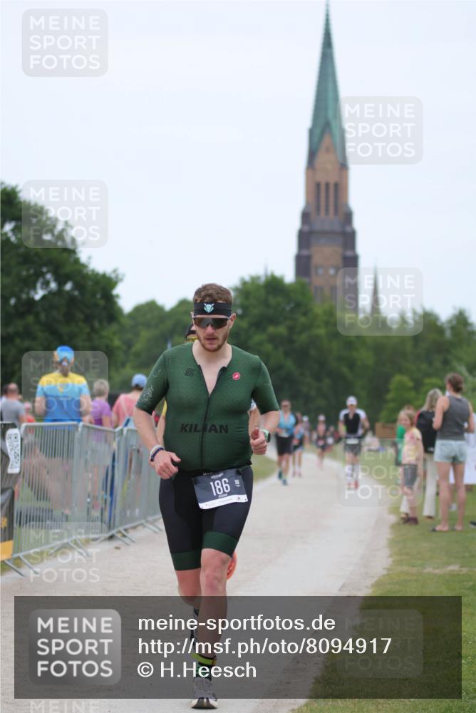 22.06.2025 - Viking Triathlon H.Heesch http://msf.ph/oto/8094917 22.06.2025 15:25:07 Laufen 91, 186, 394 meine-sportfotos.de