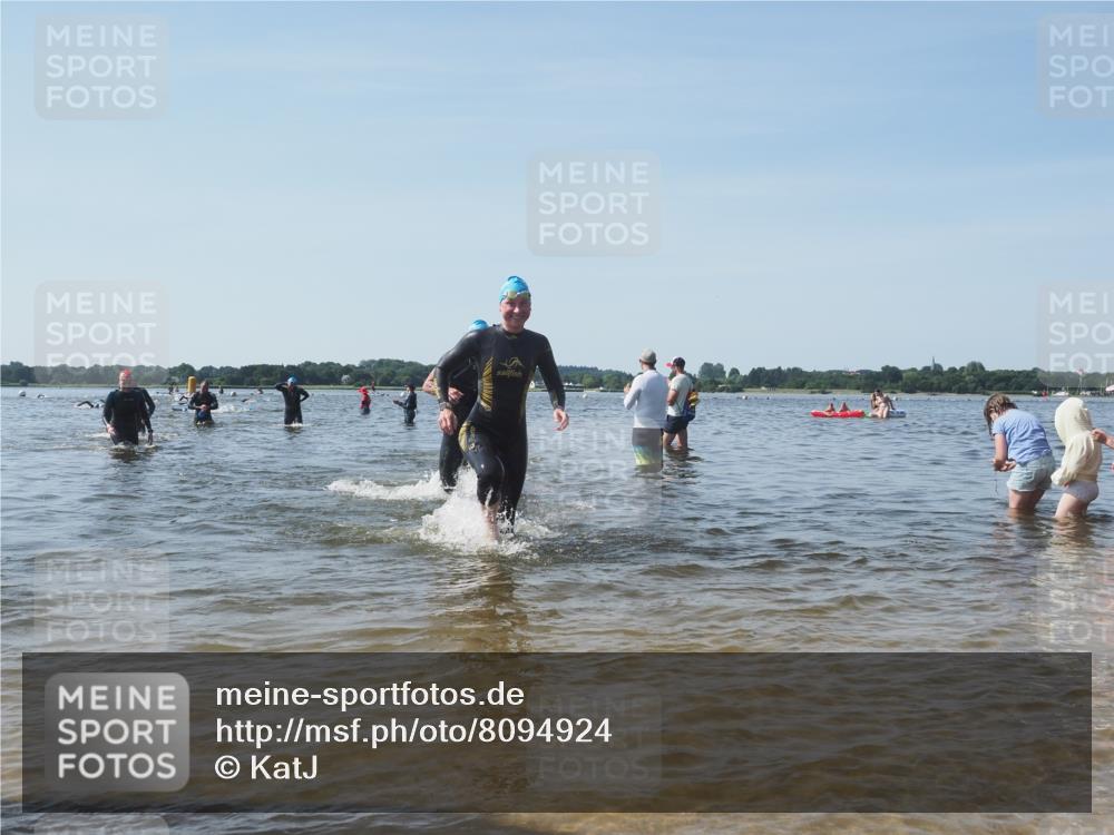 22.06.2025 - Viking Triathlon KatJ http://msf.ph/oto/8094924 22.06.2025 10:30:11 Schwimmen 132, 175, 203, 374, 381, 491, 626, 643 meine-sportfotos.de