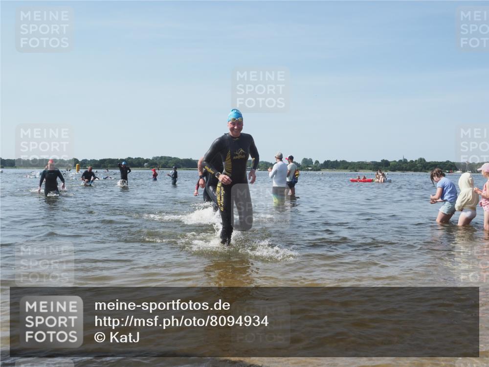 22.06.2025 - Viking Triathlon KatJ http://msf.ph/oto/8094934 22.06.2025 10:30:12 Schwimmen 132, 175, 203, 374, 381, 491, 626, 643 meine-sportfotos.de