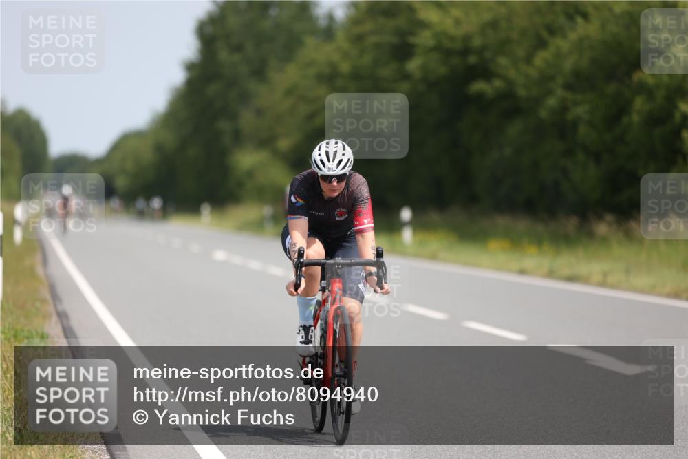 22.06.2025 - Viking Triathlon Yannick Fuchs http://msf.ph/oto/8094940 22.06.2025 11:57:14 Radfahren 282, 348, 476, 557 meine-sportfotos.de