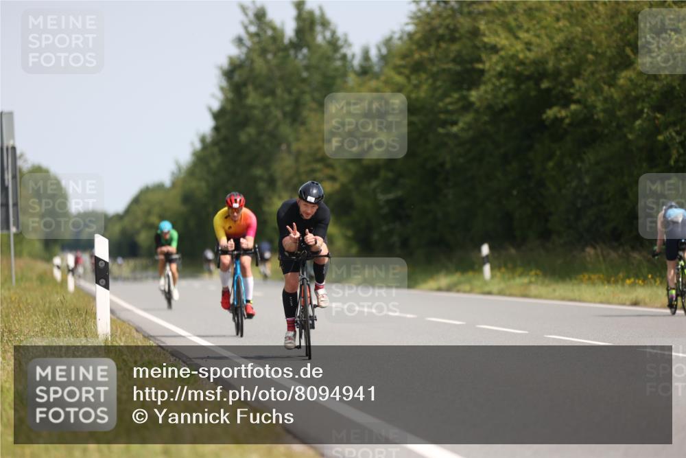 22.06.2025 - Viking Triathlon Yannick Fuchs http://msf.ph/oto/8094941 22.06.2025 11:20:16 Radfahren 38, 113, 158, 461, 554 meine-sportfotos.de