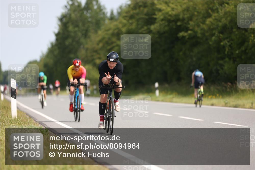 22.06.2025 - Viking Triathlon Yannick Fuchs http://msf.ph/oto/8094964 22.06.2025 11:20:17 Radfahren 38, 113, 158, 554 meine-sportfotos.de