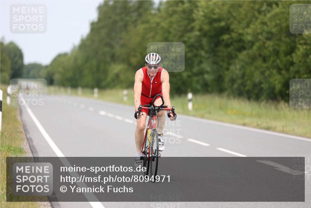 22.06.2025 - Viking Triathlon Yannick Fuchs http://msf.ph/oto/8094971 22.06.2025 13:52:55 Radfahren 160 meine-sportfotos.de
