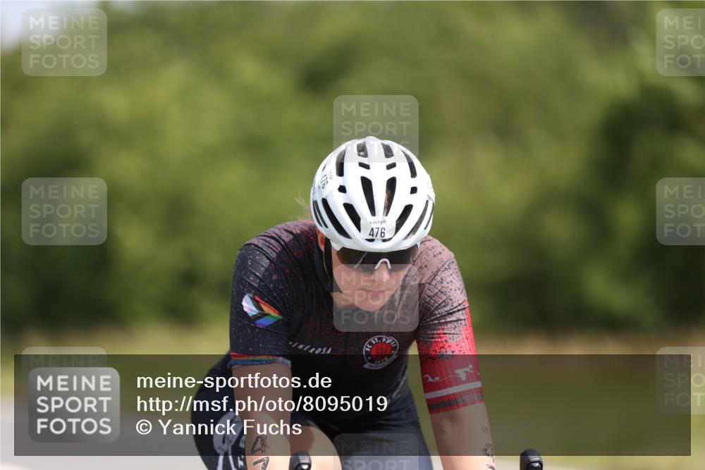 22.06.2025 - Viking Triathlon Yannick Fuchs http://msf.ph/oto/8095019 22.06.2025 11:57:16 Radfahren 282, 330, 348, 476, 557 meine-sportfotos.de