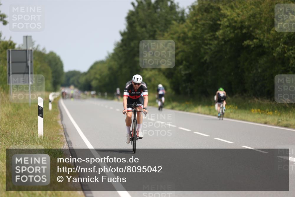22.06.2025 - Viking Triathlon Yannick Fuchs http://msf.ph/oto/8095042 22.06.2025 11:57:24 Radfahren 1, 330, 455 meine-sportfotos.de