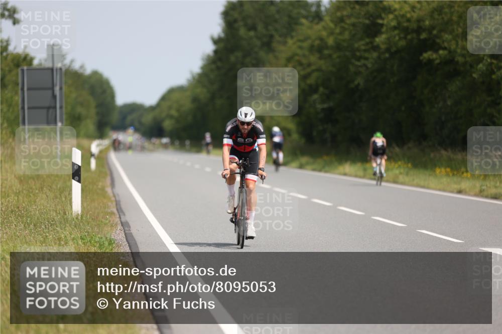 22.06.2025 - Viking Triathlon Yannick Fuchs http://msf.ph/oto/8095053 22.06.2025 11:57:24 Radfahren 1, 330, 455 meine-sportfotos.de