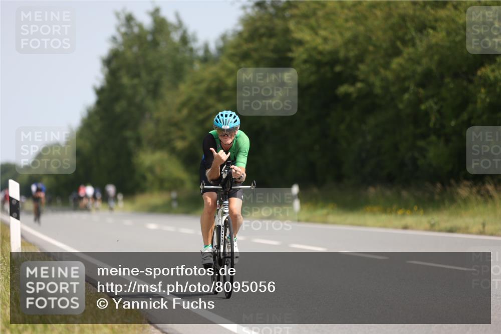 22.06.2025 - Viking Triathlon Yannick Fuchs http://msf.ph/oto/8095056 22.06.2025 11:20:20 Radfahren 38, 106, 113, 554, 608, 628 meine-sportfotos.de